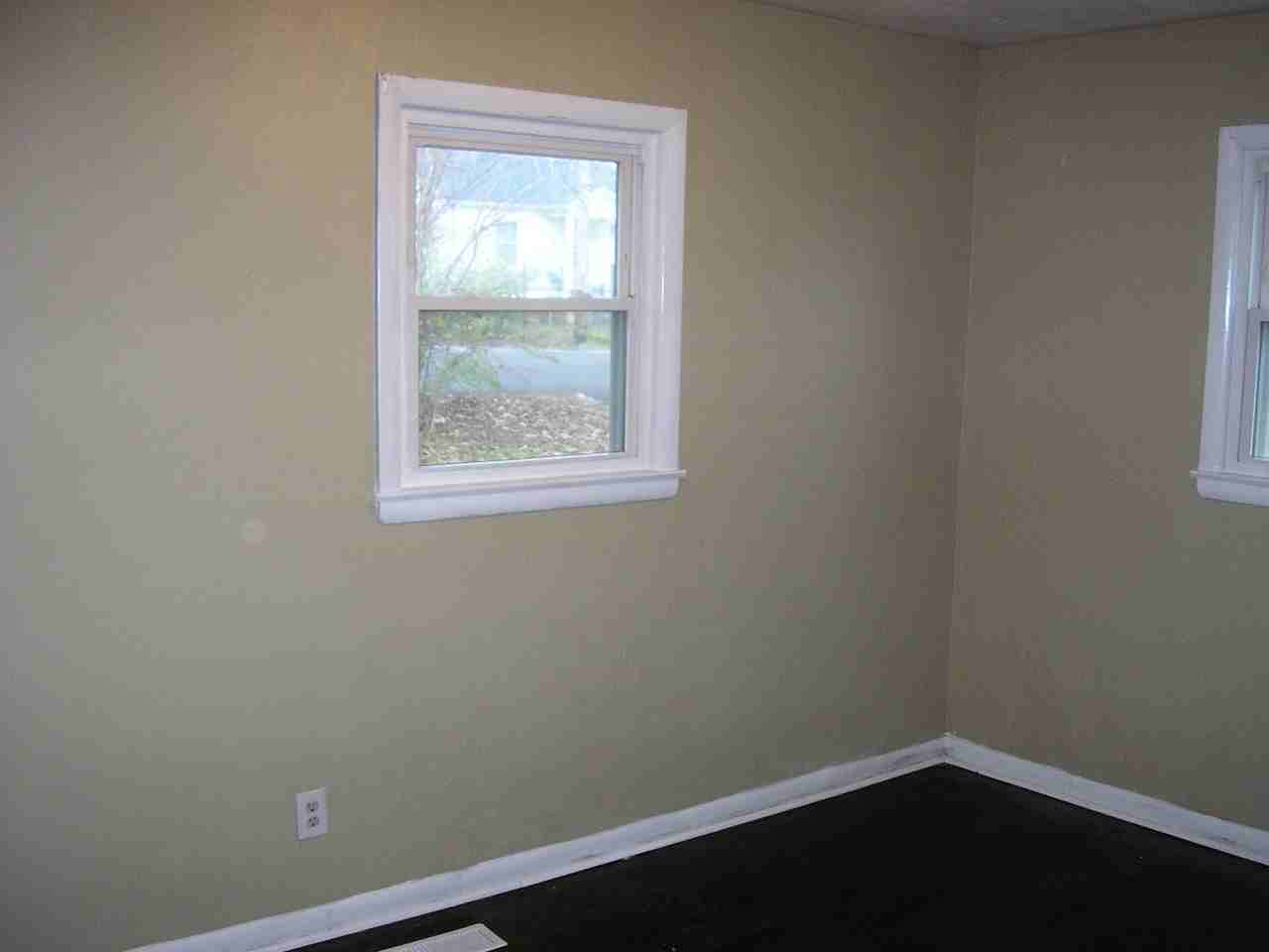 1637 Johnson Dr - Photo 7 of 11