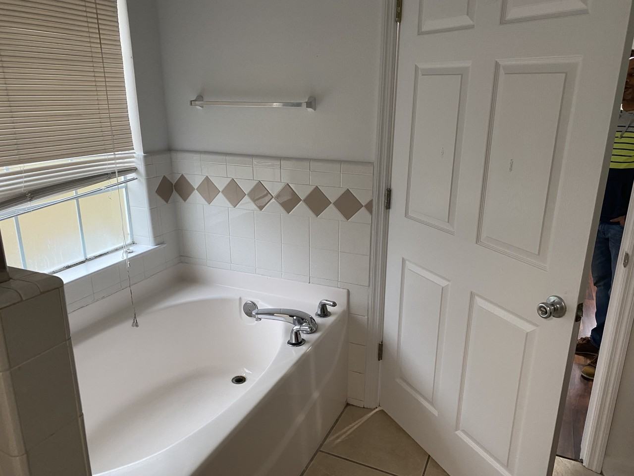 6837 Hill Gail Trl - Photo 3 of 8