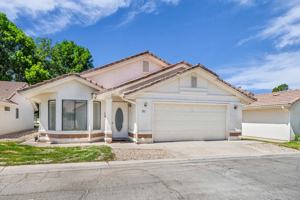 featured image of 275 S Valley View Dr #51
