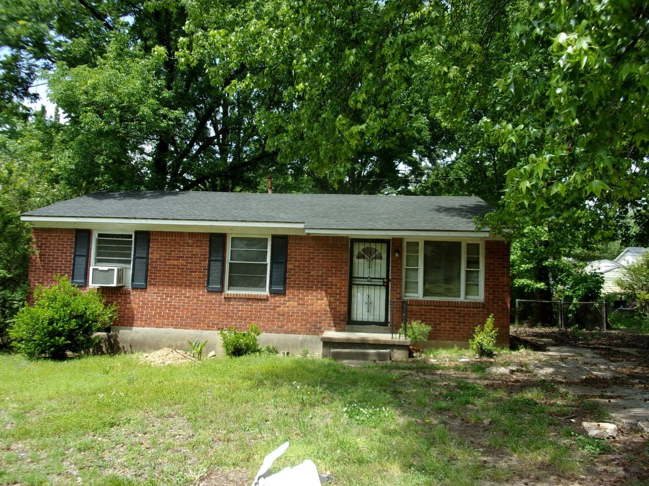 2166 Pamela Dr - Photo 2 of 13