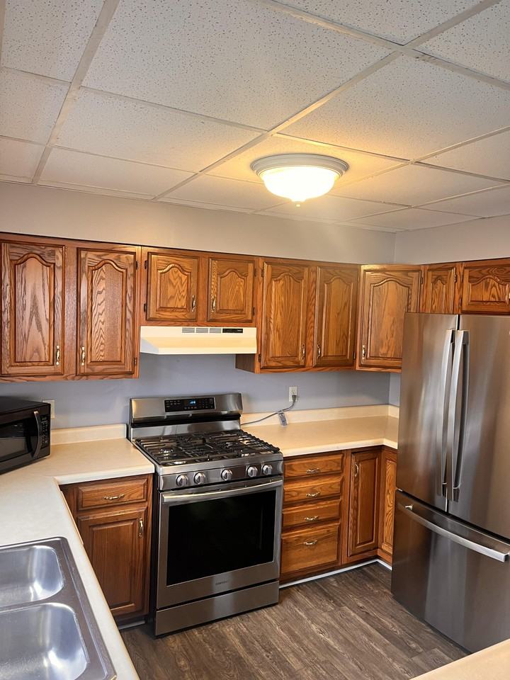 232 N 9th St #C - Photo 5 of 12