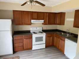 featured image of 707 Forest Ln