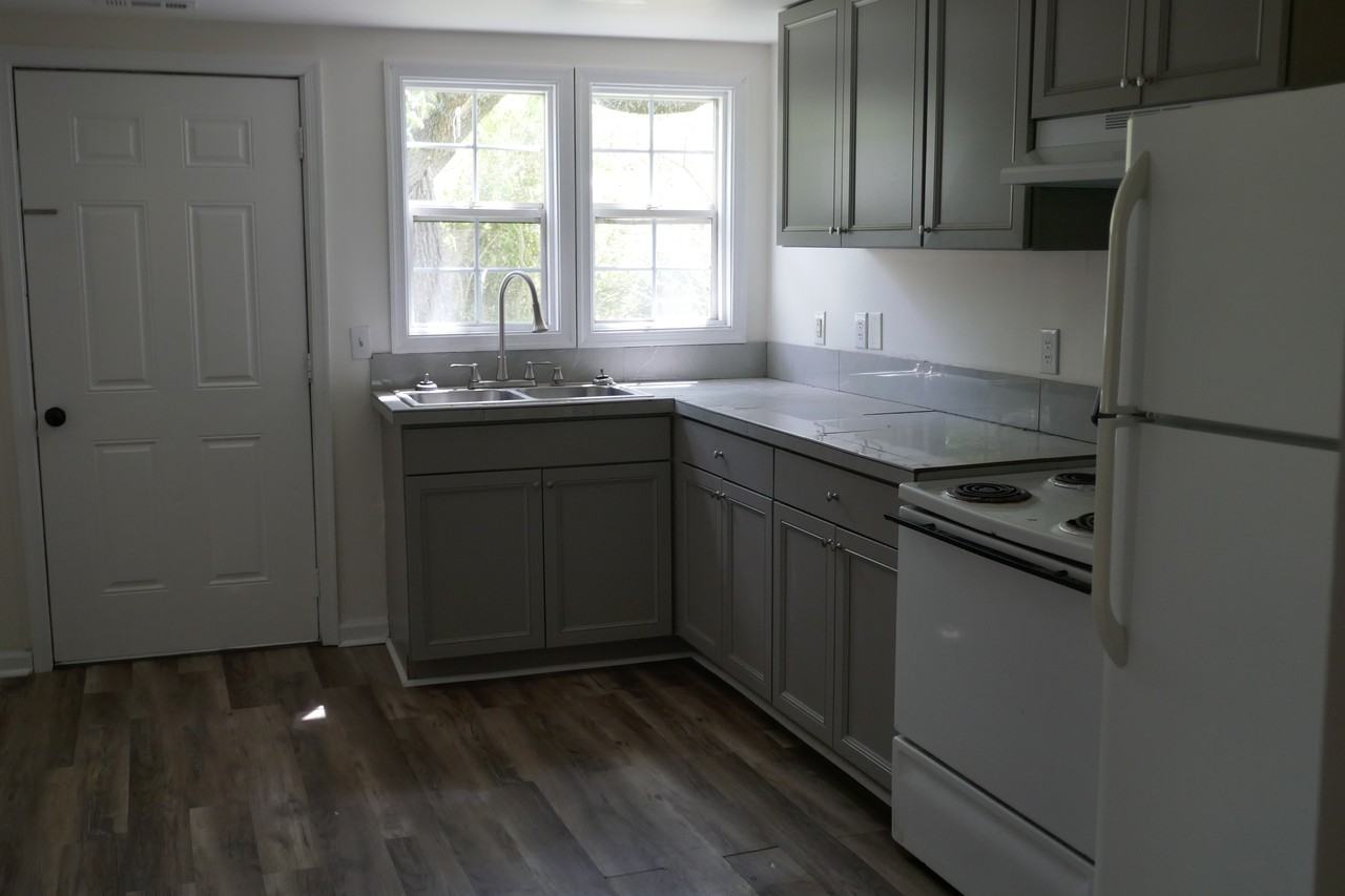 209 Doctor M.L.K. Jr Ave - Photo 2 of 5