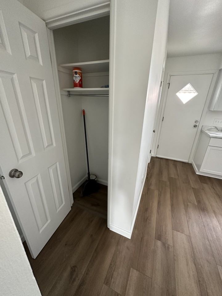 1132 N Highland Ave #1 - Photo 3 of 16