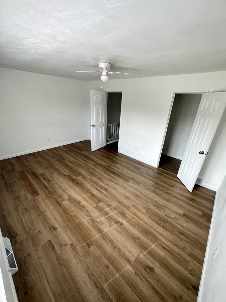 1132 N Highland Ave #1 - Photo 6 of 16