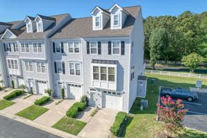 featured image of 26736 Chatham Ln