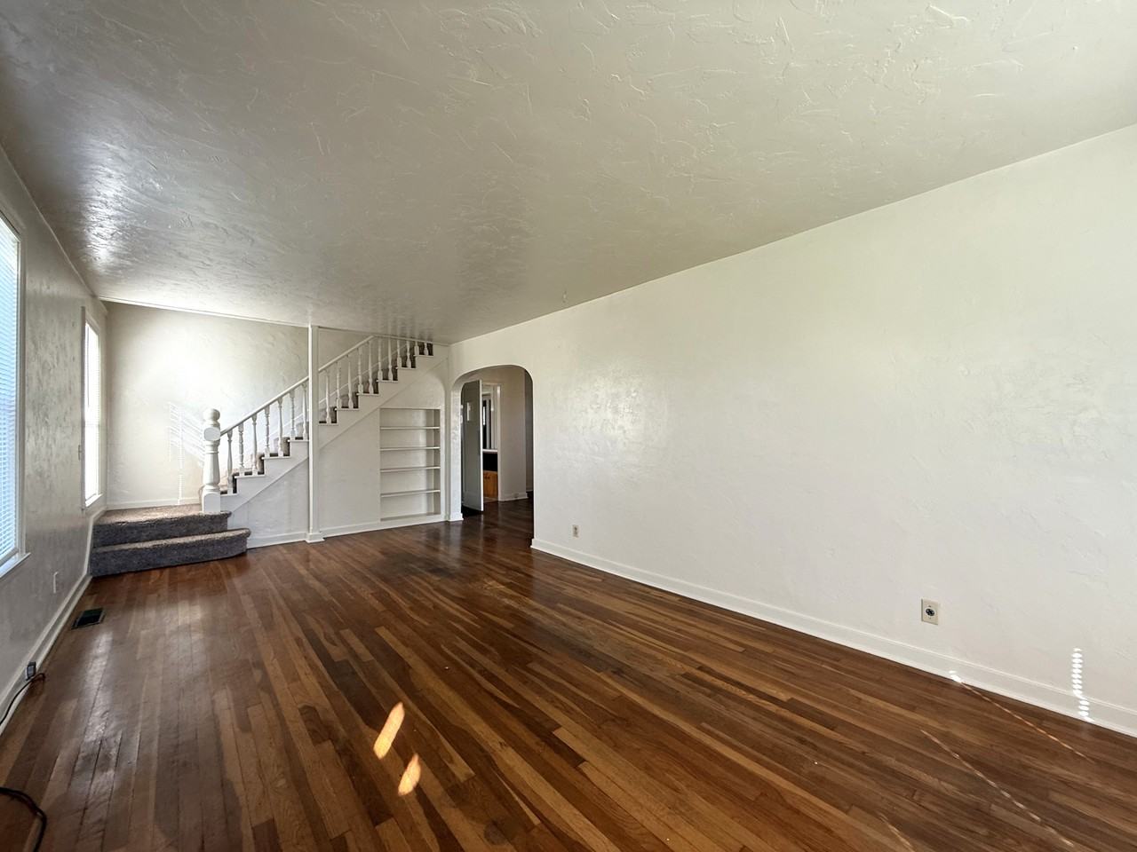 2916 Kennedy Ave #1 - Photo 2 of 14