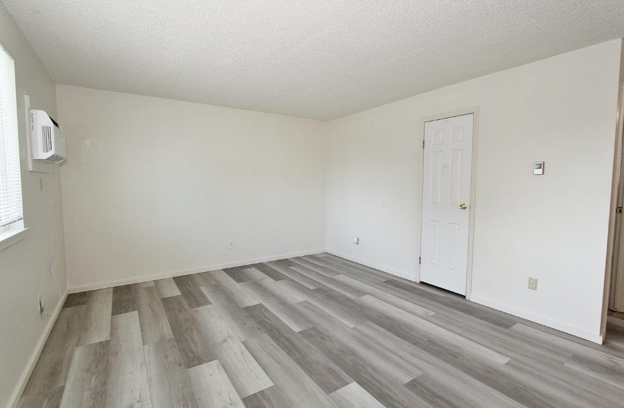 1808 Sunset Ave - Photo 2 of 19