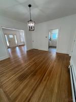 featured image of 6515 Vine St