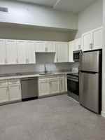 featured image of 500 Pico Ter #220