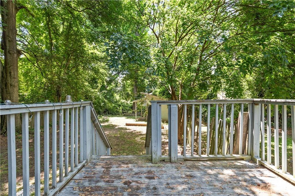 820 Elbert St Sw #820 - Photo 6 of 12