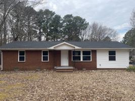 featured image of 1617 N Main St