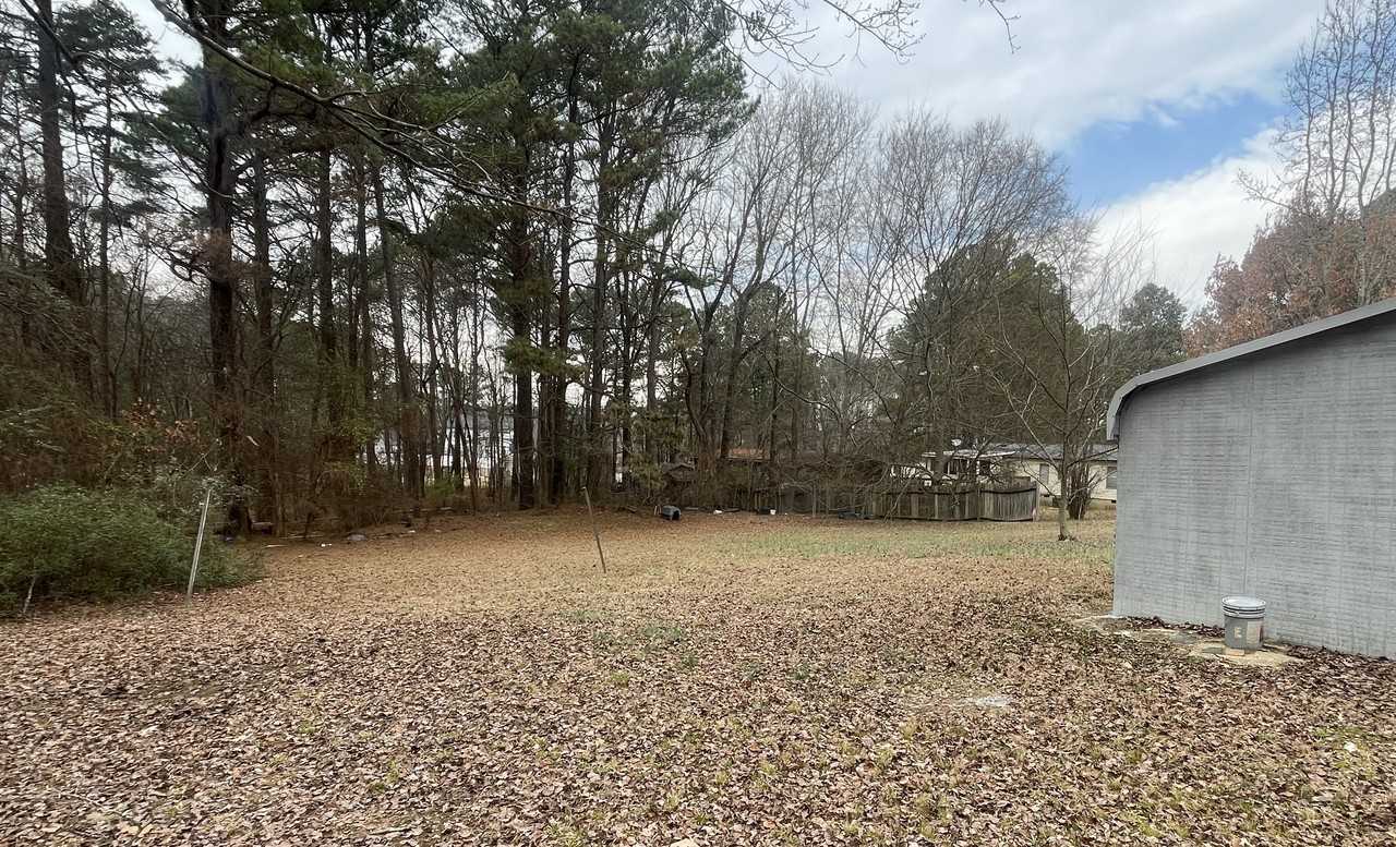 1617 N Main St - Photo 6 of 8