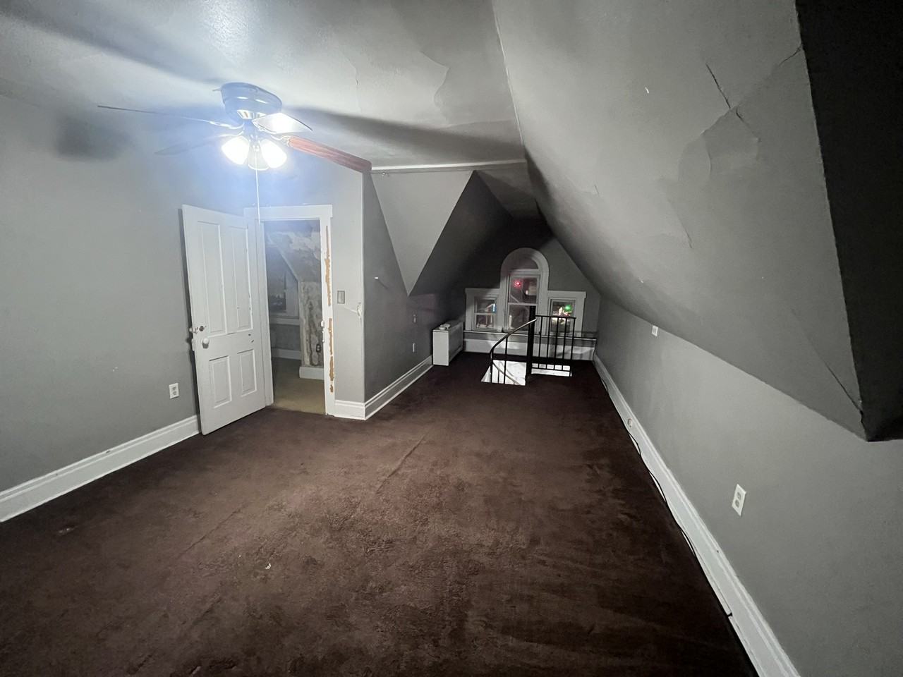 158 Market St #2 - Photo 4 of 15