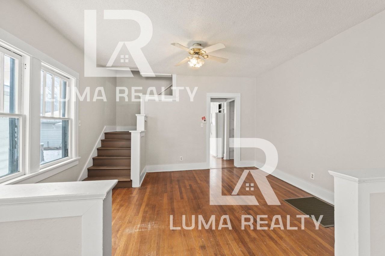 1139 Pursell Ave - Photo 3 of 15