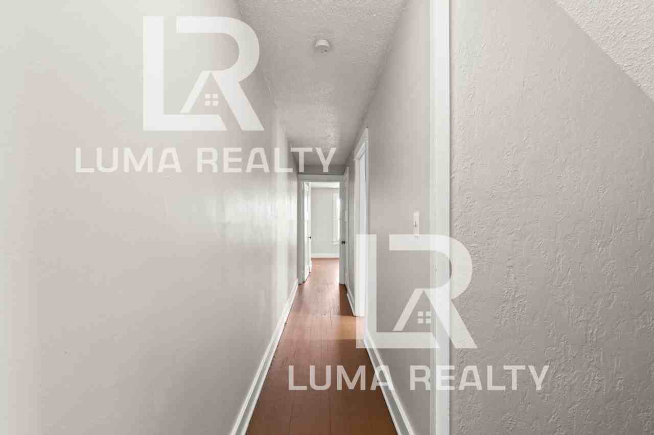 1139 Pursell Ave - Photo 7 of 15