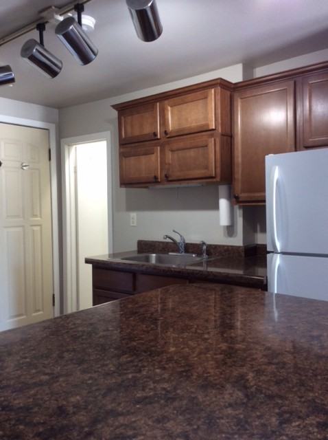 627 Germania St #627-1-2 - Photo 4 of 17