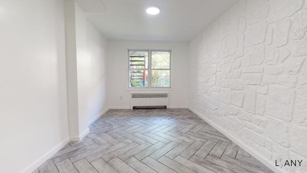 2759 Bronxwood Ave #1 - Photo 4 of 9