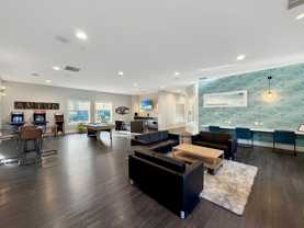 3250 Laurelhurst Dr - Photo 1 of 1