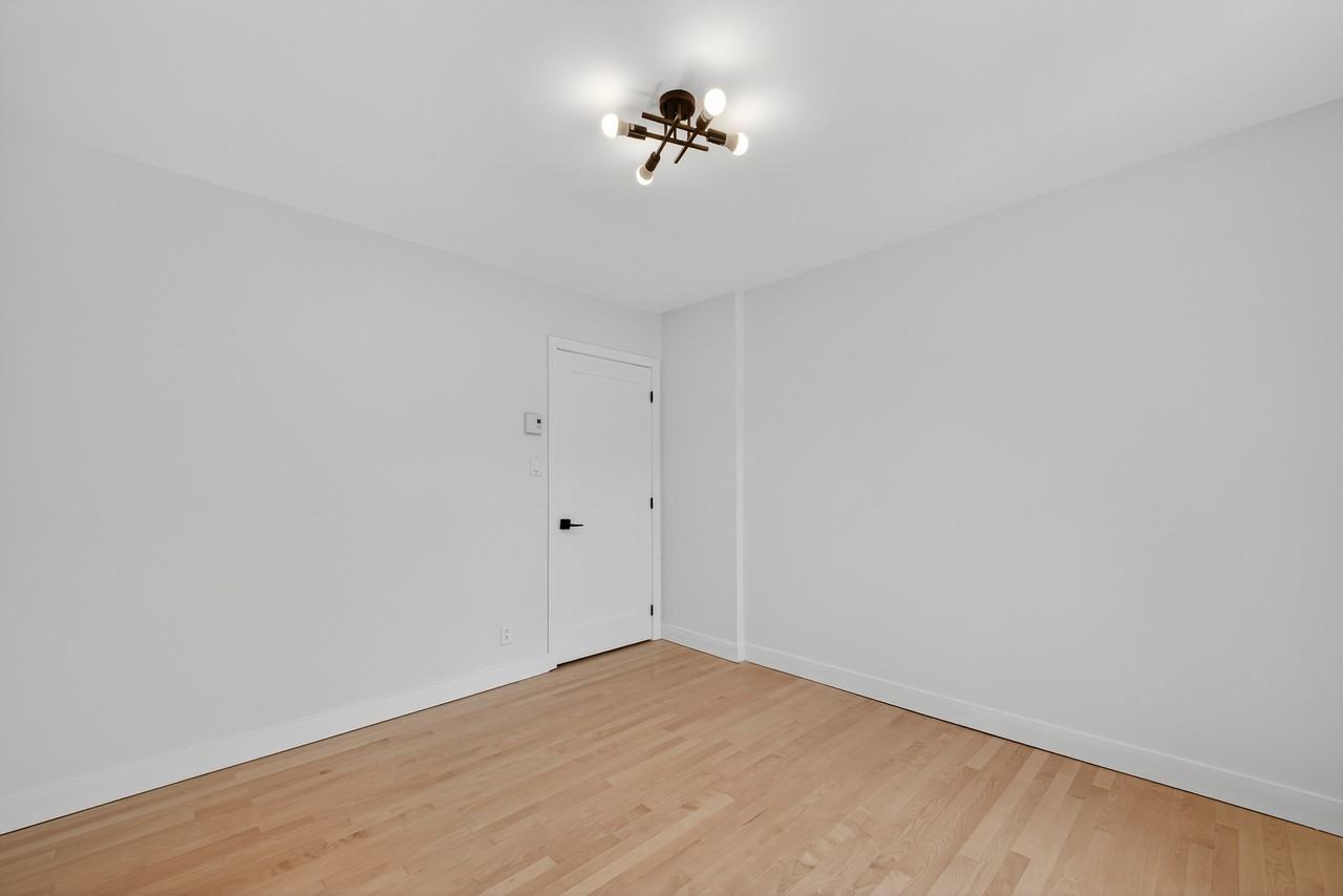 Rue de Marseille - Photo 5 of 11