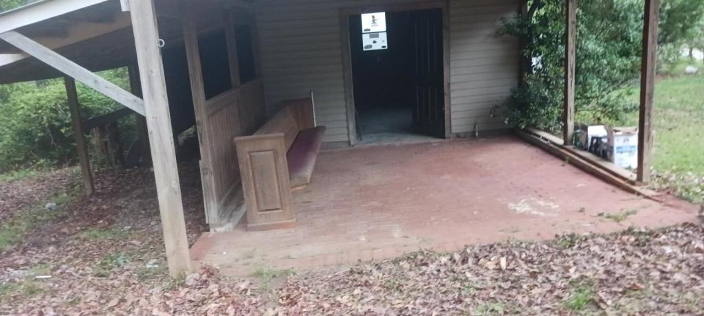 25 EAST BELVUE ROAD - Photo 2 of 28