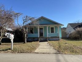 featured image of 17 Killian Rd