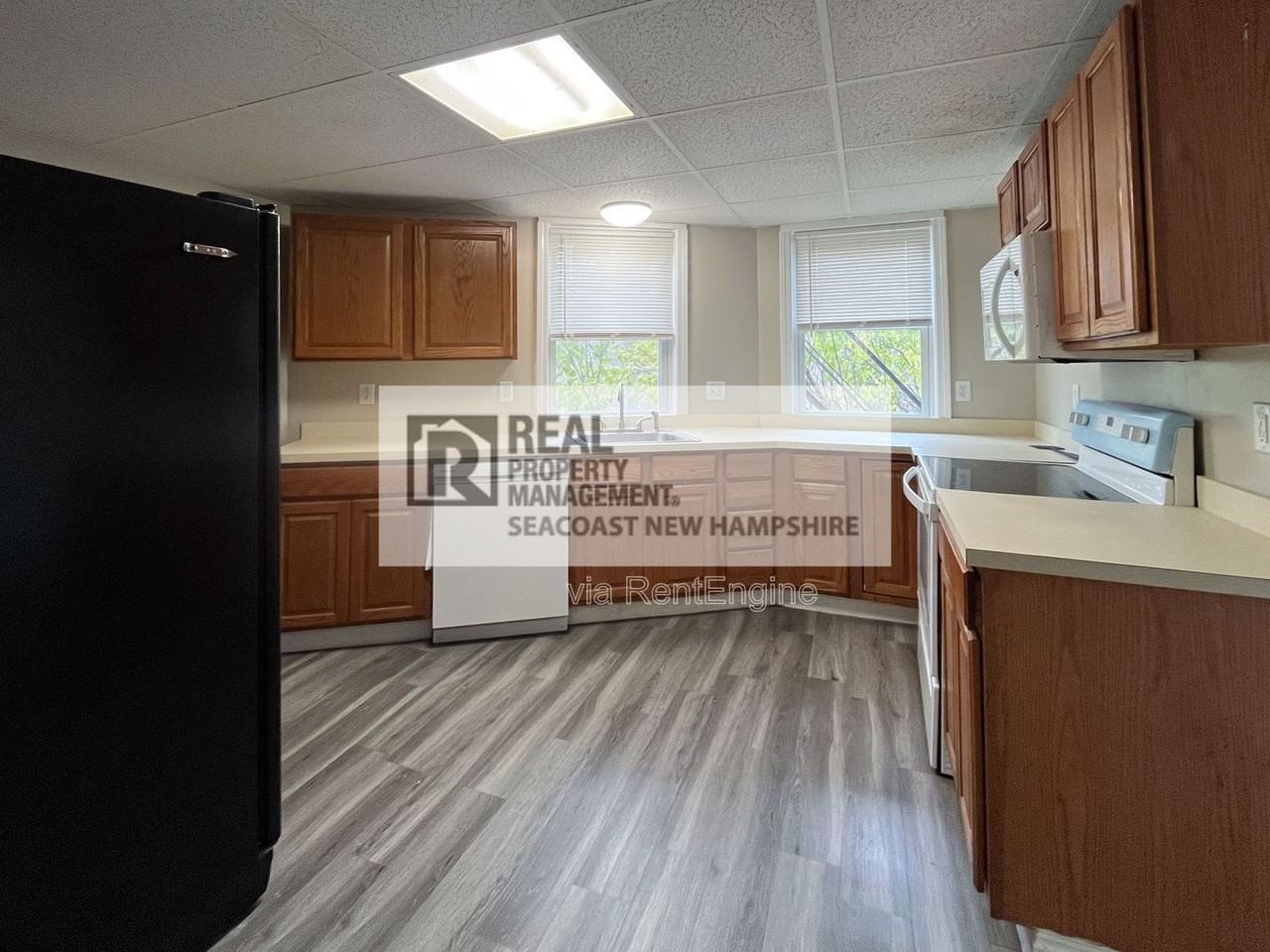 98 Academy St #B - Photo 2 of 18