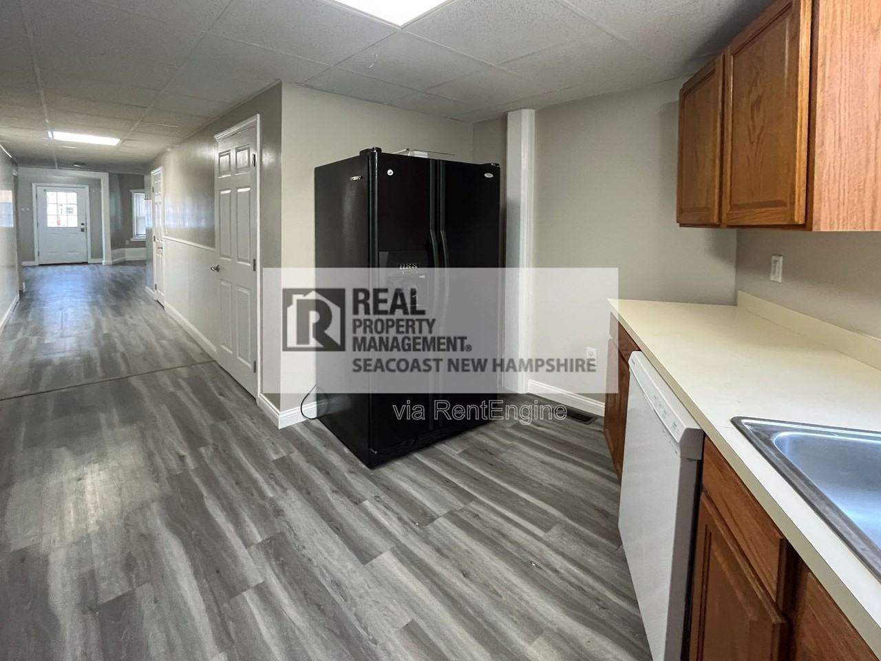 98 Academy St #B - Photo 3 of 18