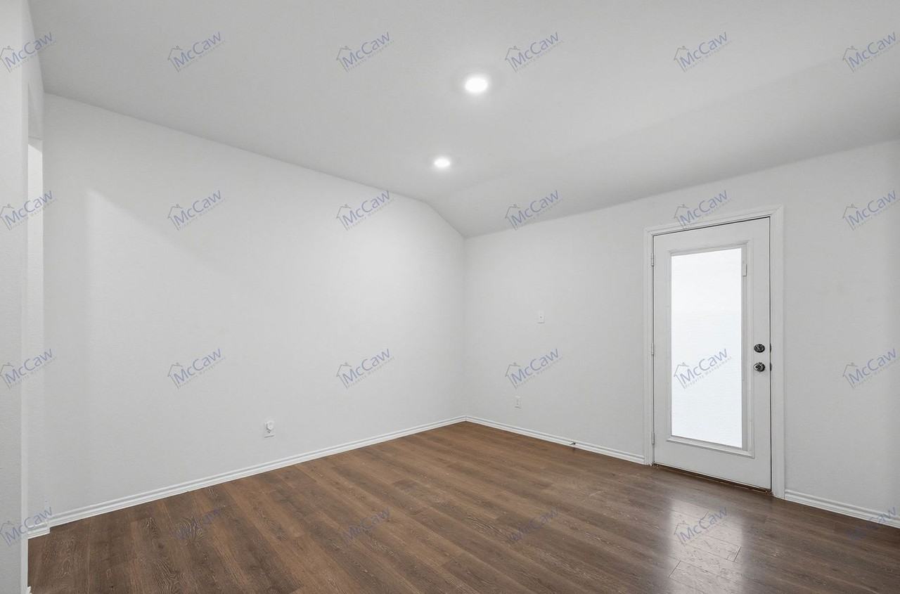 3519 Mildren Bnd - Photo 5 of 15