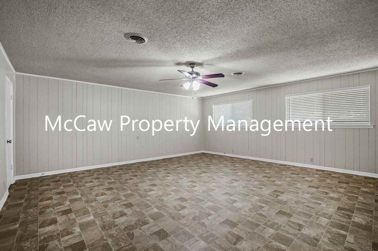 1110 Rosedale Dr - Photo 5 of 16