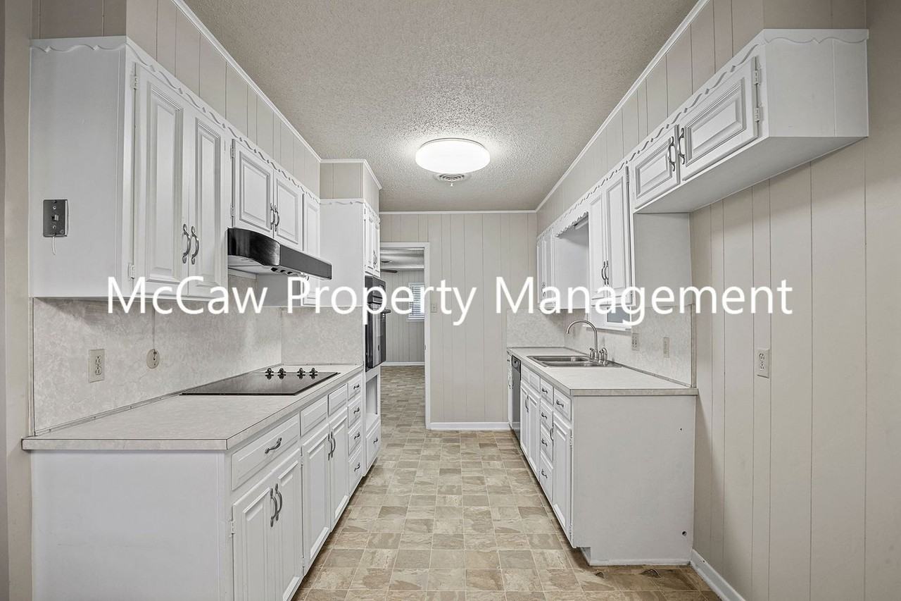 1110 Rosedale Dr - Photo 7 of 16