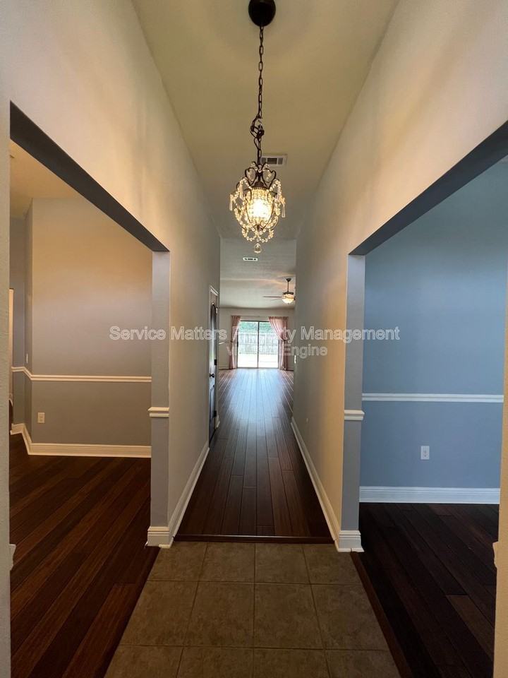 6175 Chester Dr - Photo 5 of 50