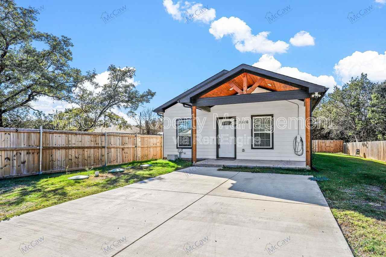 3516 Tomahawk Dr - Photo 2 of 22