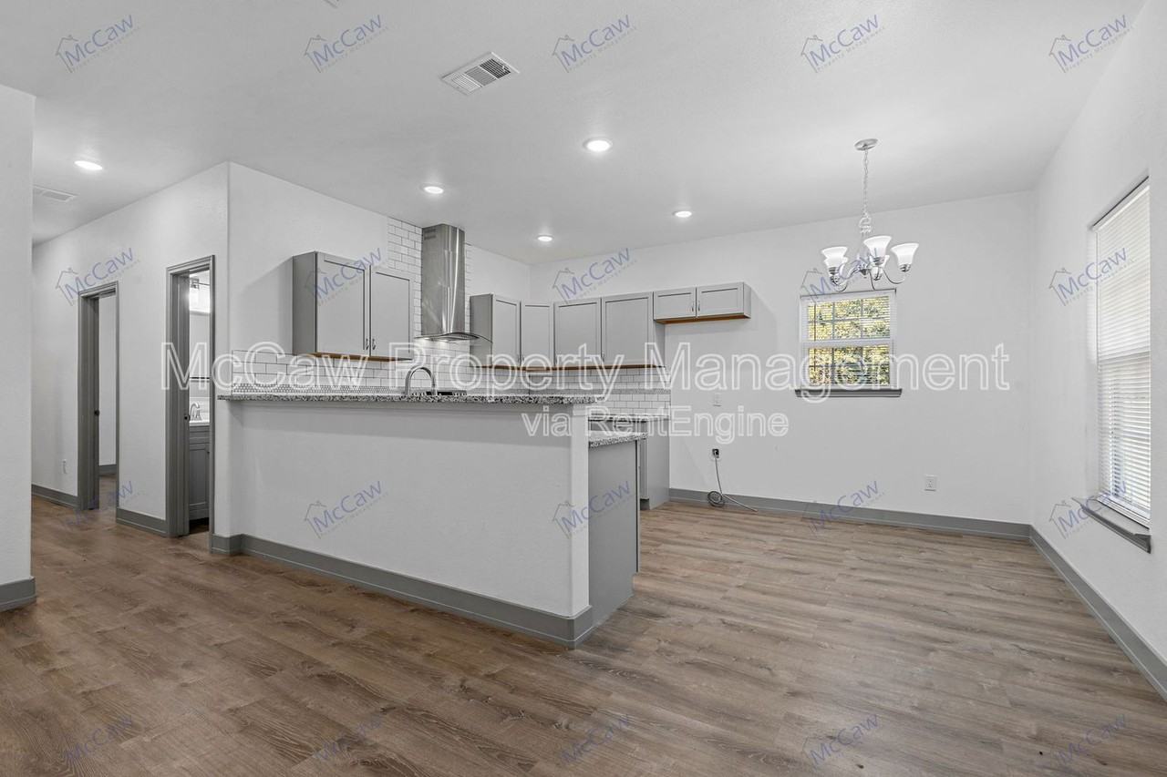 3516 Tomahawk Dr - Photo 6 of 22