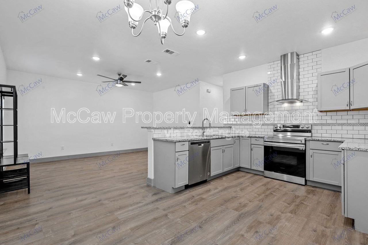 3516 Tomahawk Dr - Photo 7 of 22