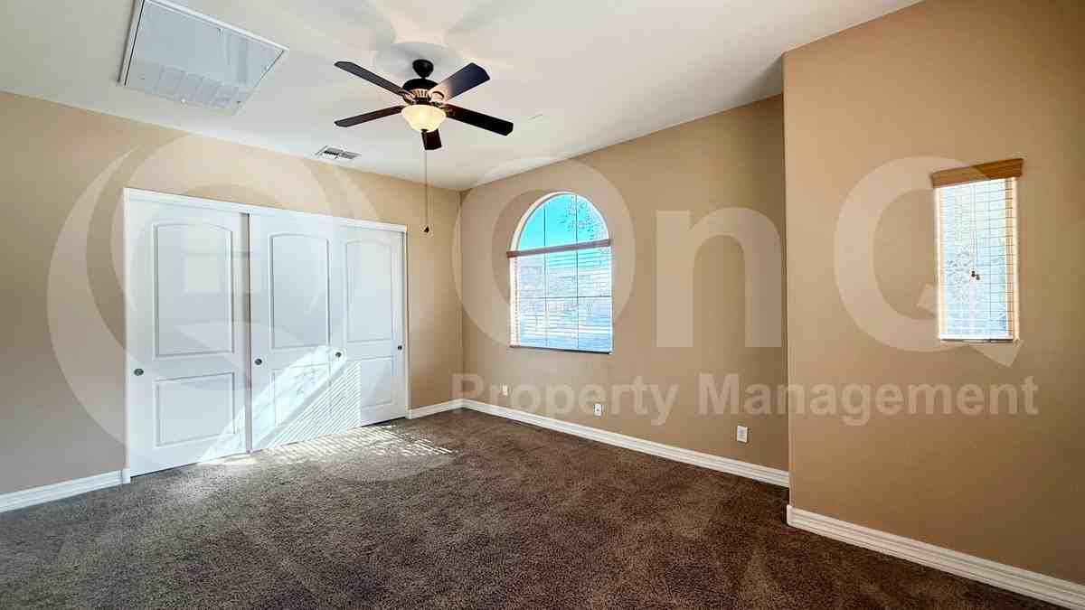 3146 E Coconino Dr - Photo 7 of 22