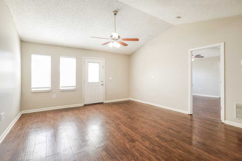 2672 Secret Harbor Dr - Photo 4 of 16