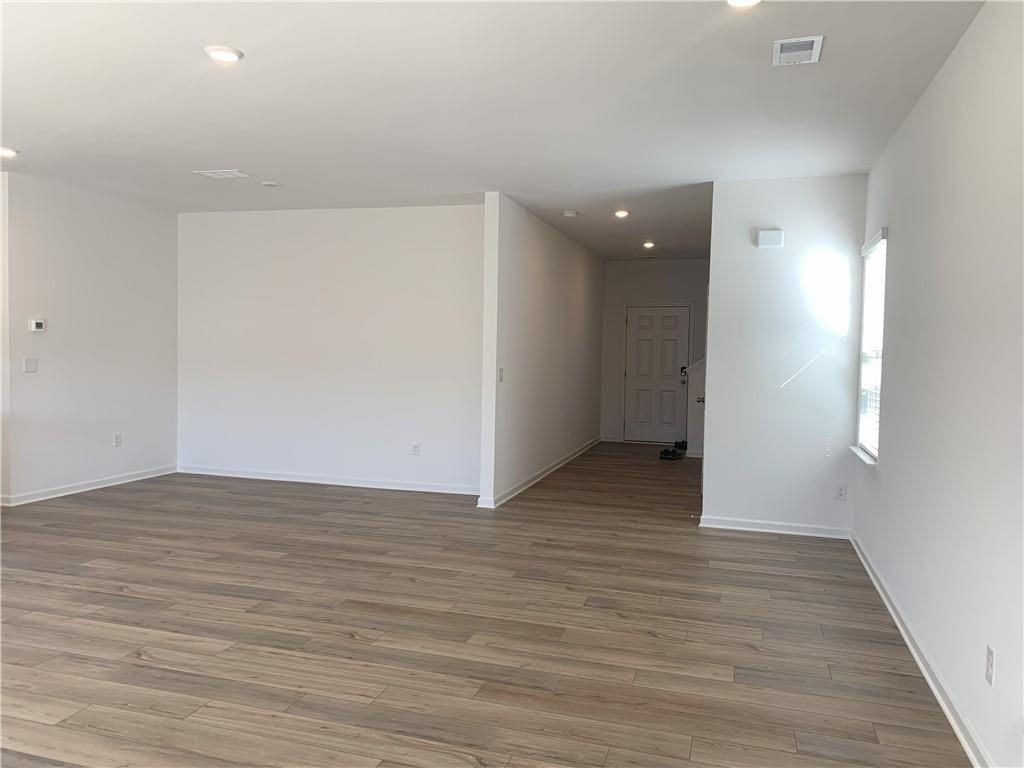 921 Summer Rain Way - Photo 3 of 29