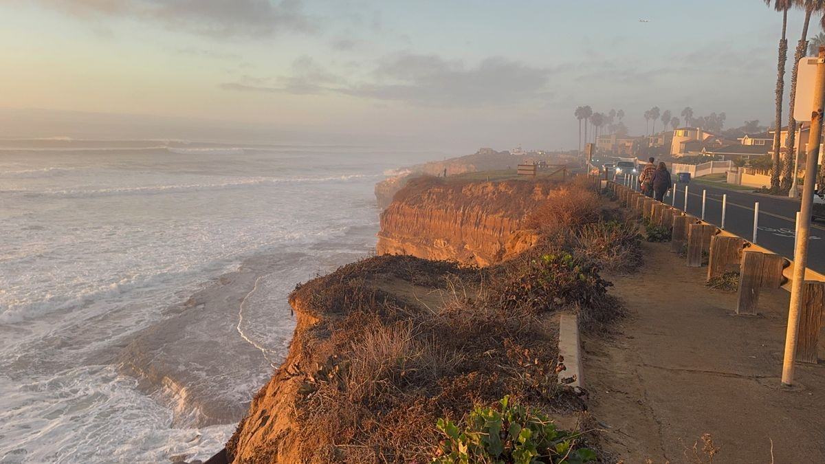 4741 Point Loma Ave - Photo 2 of 3