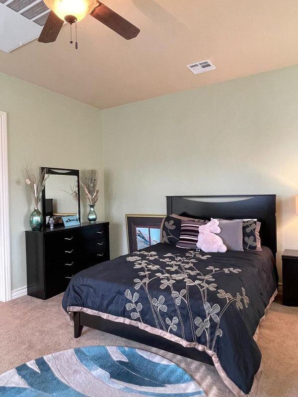 9270 Valerie Elaine St - Photo 4 of 13