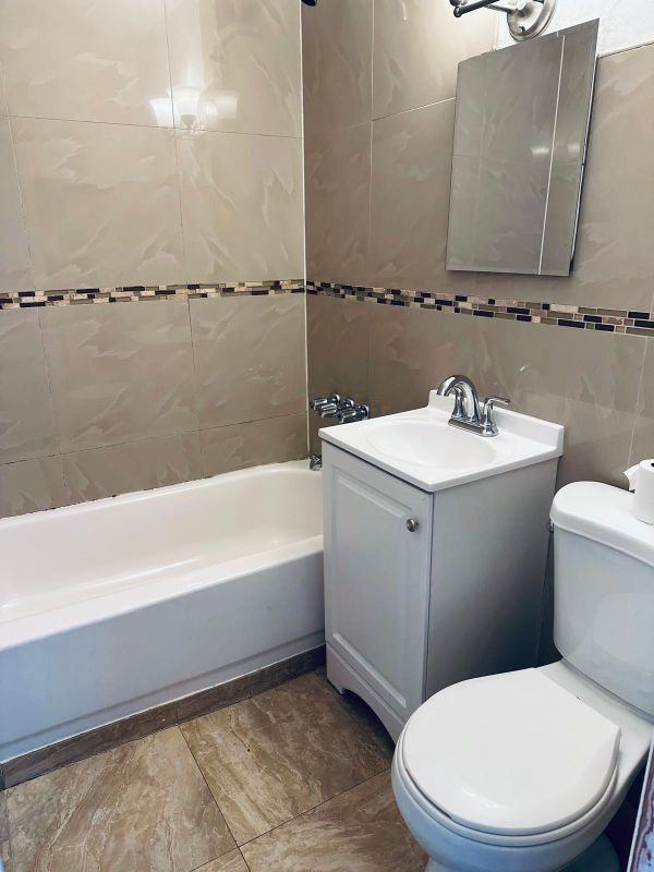 2024 Strang Ave ##1 - Photo 6 of 7