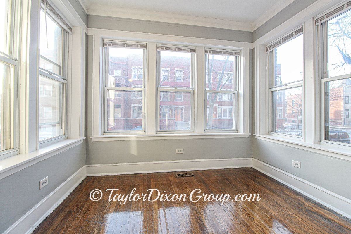 6607 S Greenwood Ave - Photo 2 of 24