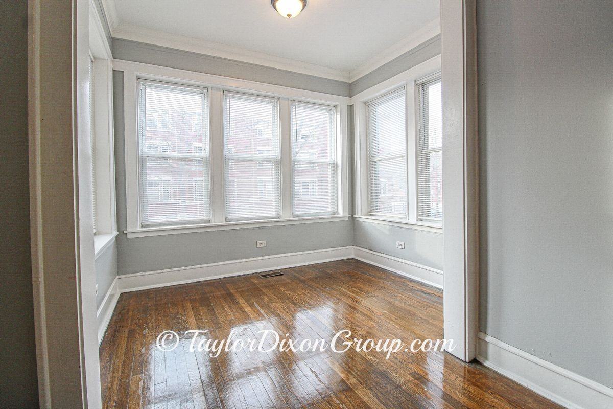 6607 S Greenwood Ave - Photo 5 of 24