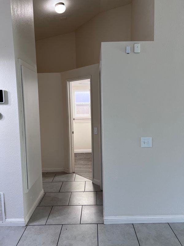 13201 Lakota St - Photo 6 of 19