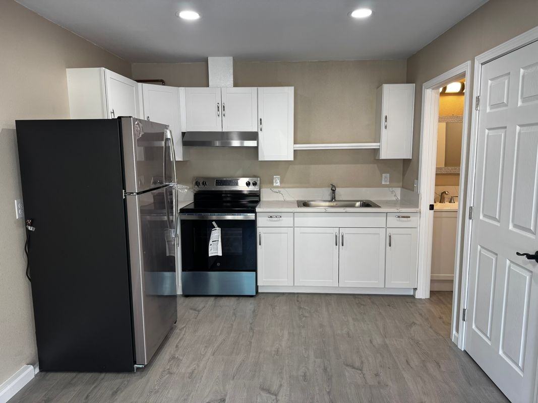 1816 Innsbrook Dr - Photo 3 of 7