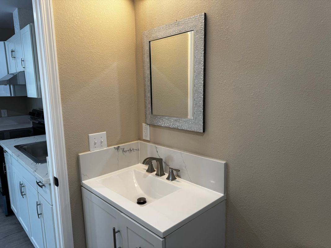 1816 Innsbrook Dr - Photo 6 of 7