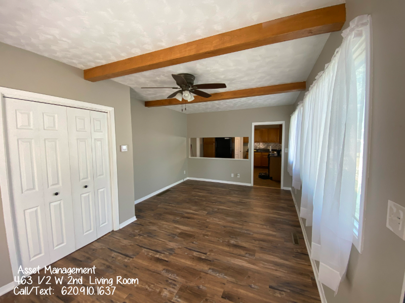 463 1/2 W 2nd St - Photo 3 of 21