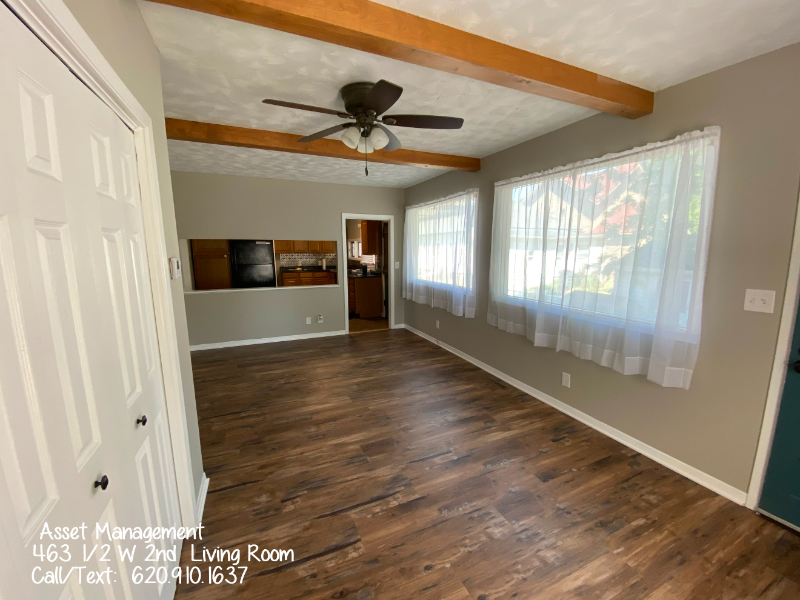 463 1/2 W 2nd St - Photo 5 of 21