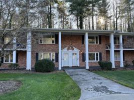 featured image of 102 Boyd Dr #3B