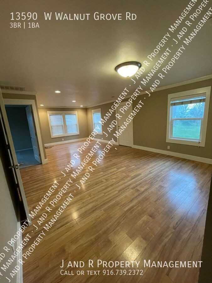 13590 W Walnut Grove Rd - Photo 5 of 16